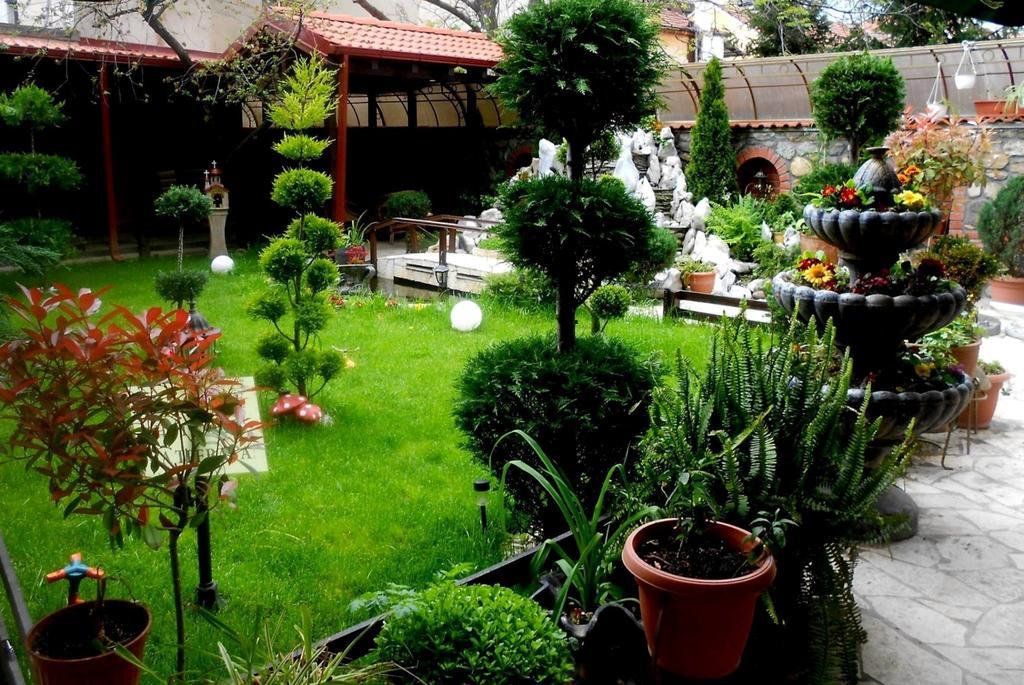 Gala-Garden Hotel Bitola Buitenkant foto