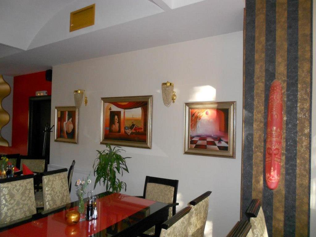 Gala-Garden Hotel Bitola Buitenkant foto