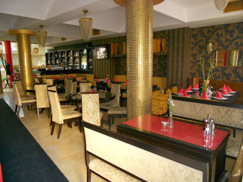 Gala-Garden Hotel Bitola Buitenkant foto